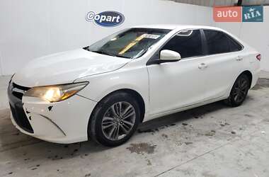 Toyota Camry 2016
