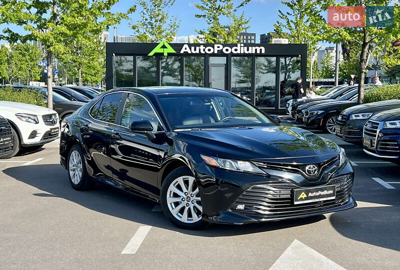 Toyota Camry 2017