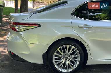 Седан Toyota Camry 2019 в 