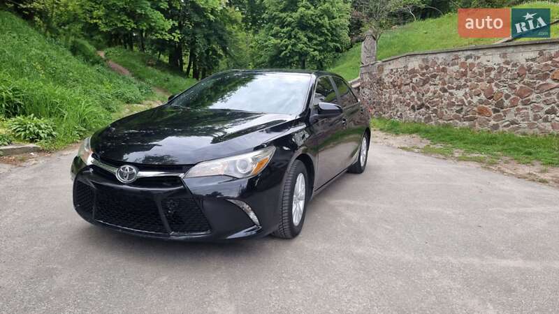 Toyota Camry 2015