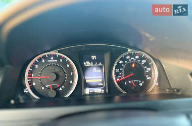 Седан Toyota Camry 2015 в 