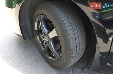 Седан Toyota Camry 2015 в 
