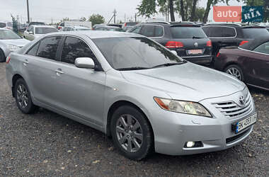 Седан Toyota Camry 2007 в 