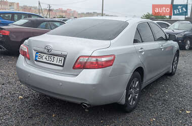 Седан Toyota Camry 2007 в 