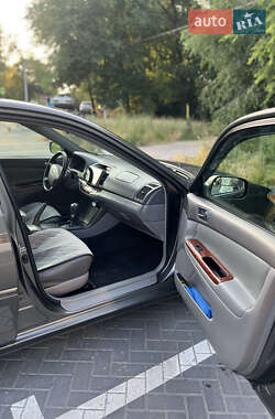 Седан Toyota Camry 2005 в Ізмаїлі