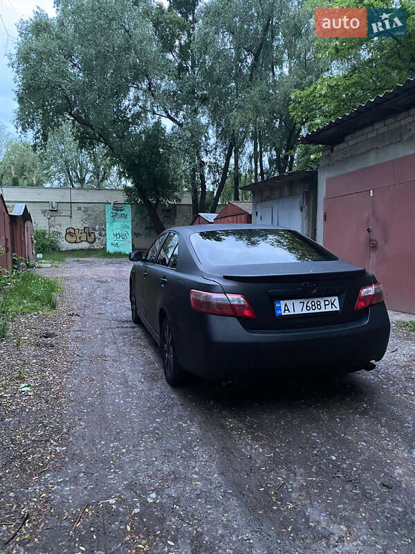 Седан Toyota Camry 2006 в Києві
