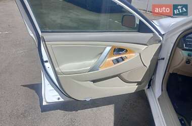 Седан Toyota Camry 2006 в Києві