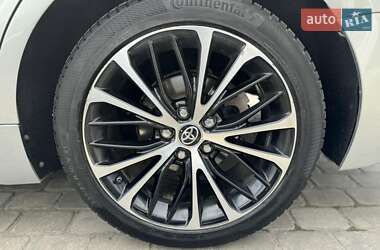 Седан Toyota Camry 2017 в 