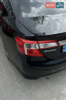 Седан Toyota Camry 2012 в 