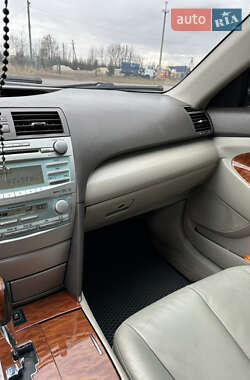 Седан Toyota Camry 2007 в 