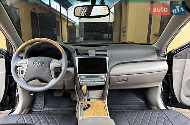 Седан Toyota Camry 2006 в 