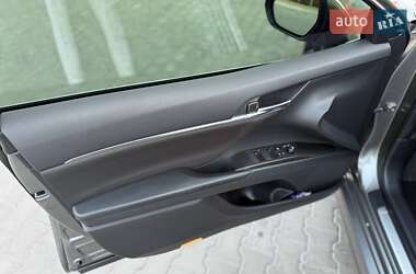 Седан Toyota Camry 2022 в 
