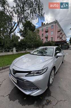 Седан Toyota Camry 2018 в 