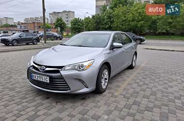 Седан Toyota Camry 2015 в 
