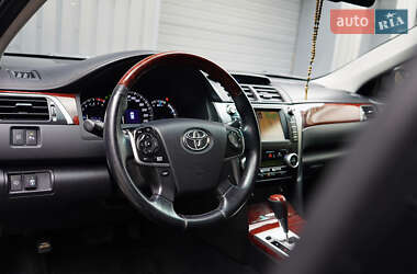 Седан Toyota Camry 2012 в 