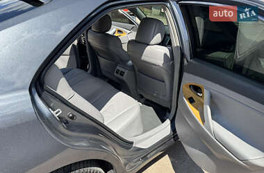 Седан Toyota Camry 2006 в 