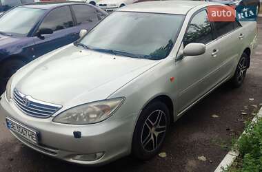 Седан Toyota Camry 2004 в Николаеве