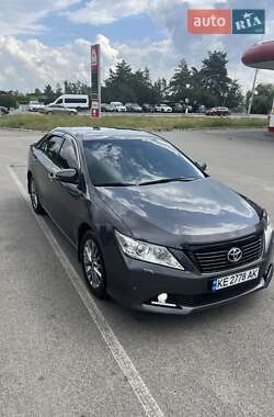 Седан Toyota Camry 2012 в 