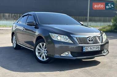 Седан Toyota Camry 2012 в Шептицькому