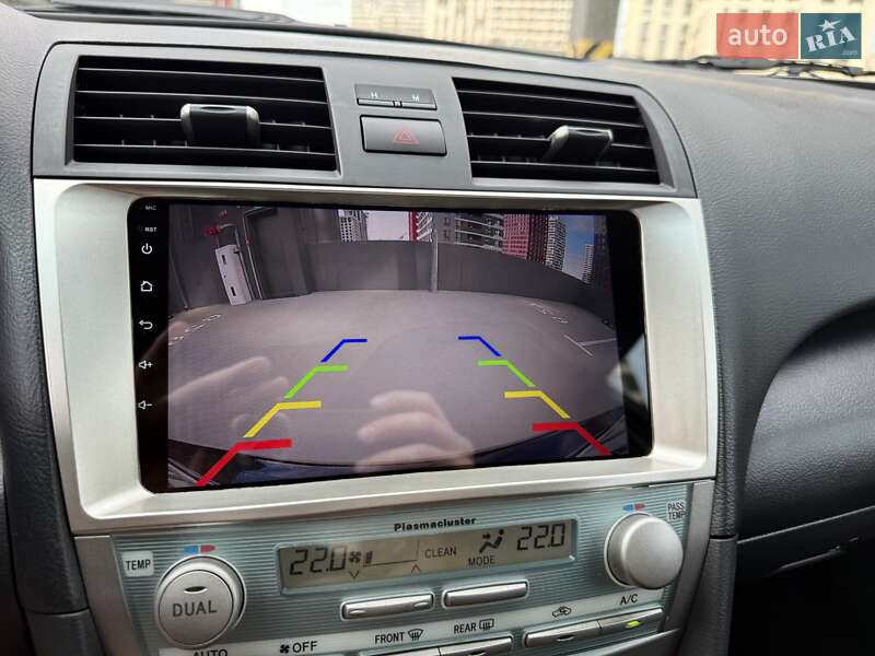 Седан Toyota Camry 2009 в Киеве