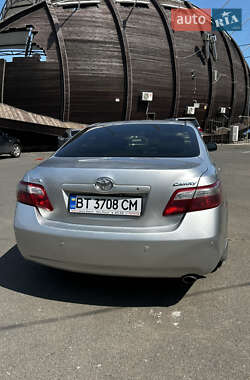 Седан Toyota Camry 2008 в Херсоне