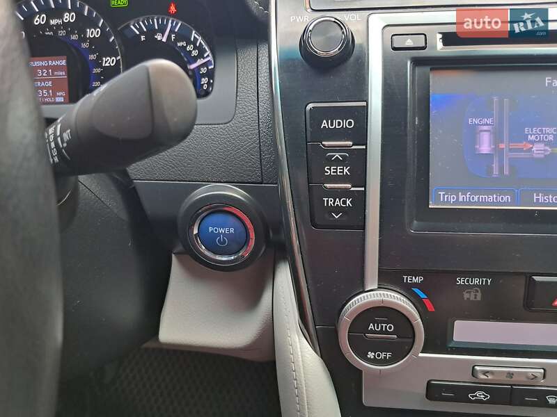 Седан Toyota Camry 2012 в Києві