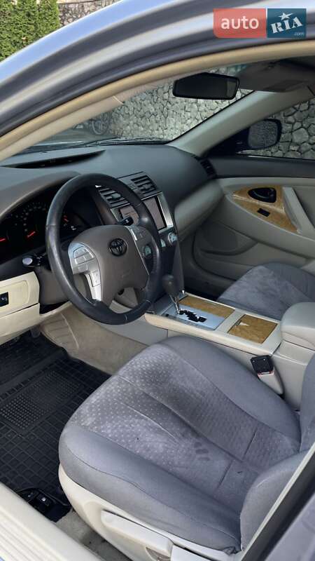 Седан Toyota Camry 2008 в Подволочиске