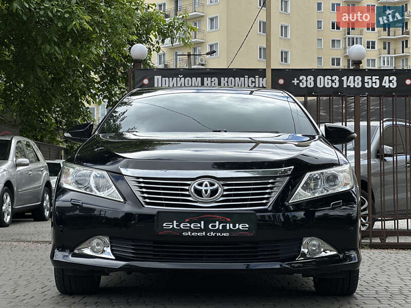 Седан Toyota Camry 2012 в Одессе