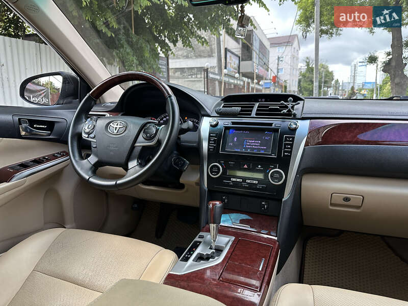 Седан Toyota Camry 2012 в Одессе