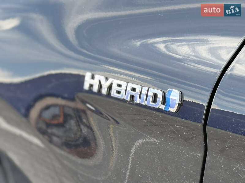 Седан Toyota Camry 2020 в Коломиї