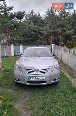 Седан Toyota Camry 2007 в Львове
