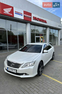 Седан Toyota Camry 2013 в 