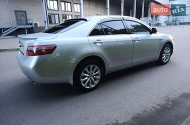 Седан Toyota Camry 2006 в 