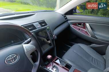 Седан Toyota Camry 2006 в 