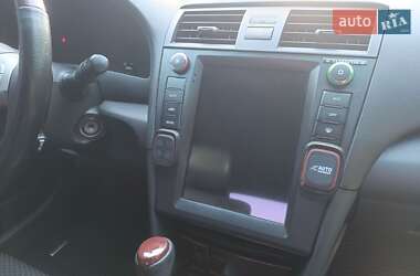 Седан Toyota Camry 2006 в 
