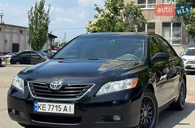 Седан Toyota Camry 2006 в Днепре