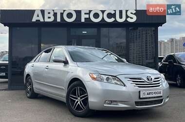 Седан Toyota Camry 2008 в Киеве