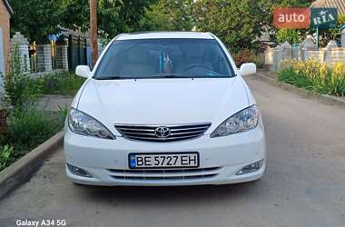 Седан Toyota Camry 2004 в Новой Одессе