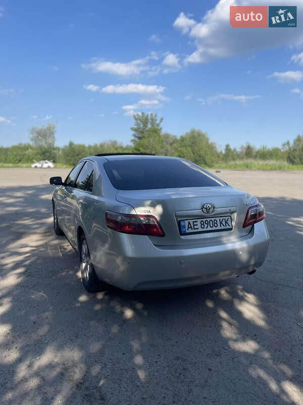 Седан Toyota Camry 2007 в Павлограде