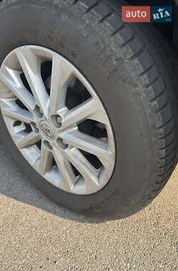Седан Toyota Camry 2017 в 