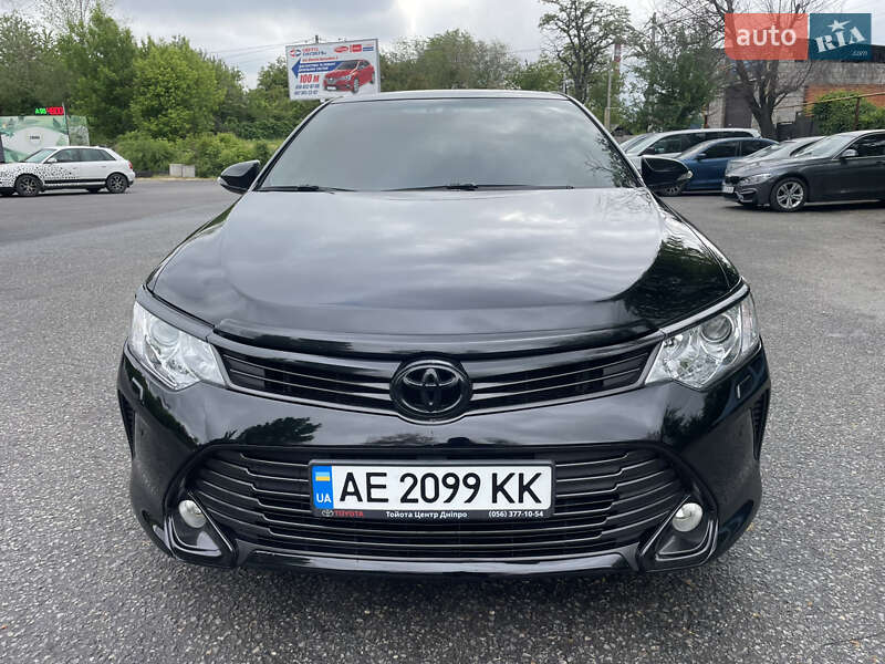 Toyota Camry 2017