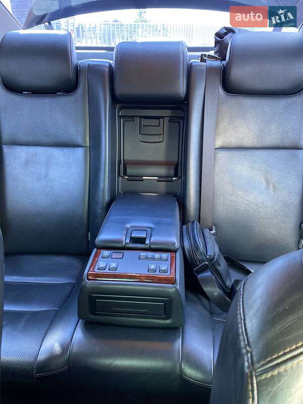 Седан Toyota Camry 2013 в Дніпрі