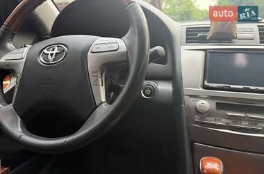 Седан Toyota Camry 2009 в 
