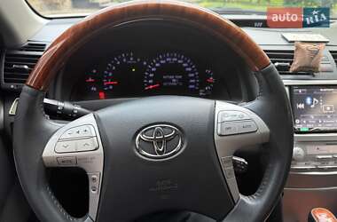 Седан Toyota Camry 2009 в 