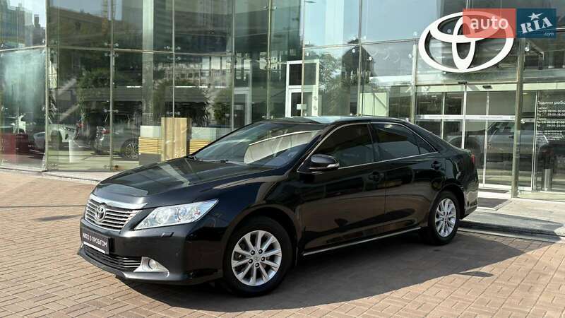 Toyota Camry 2012