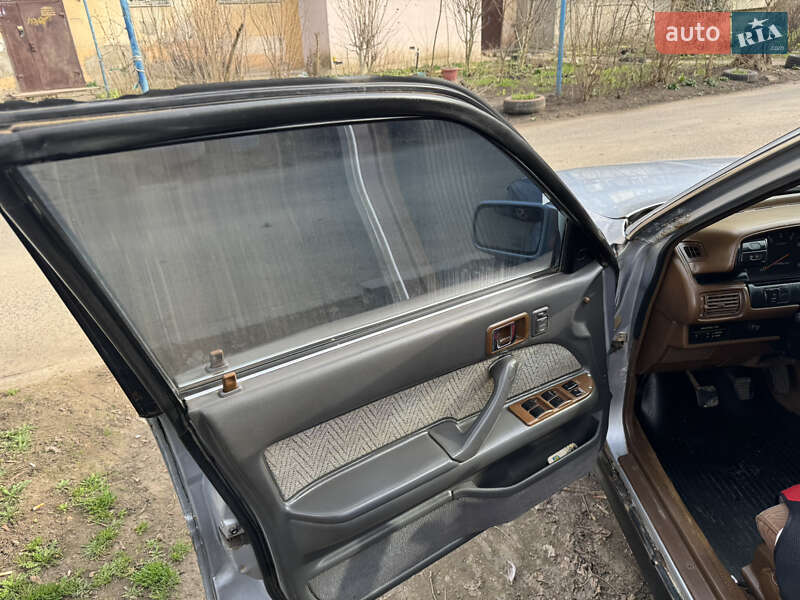 Универсал Toyota Camry 1989 в Одессе