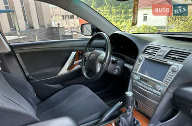 Седан Toyota Camry 2007 в 