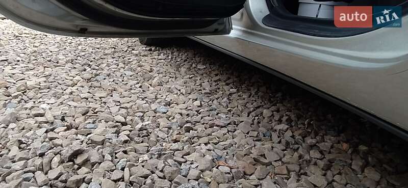 Седан Toyota Camry 2003 в Харькове