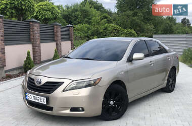 Седан Toyota Camry 2006 в Львові