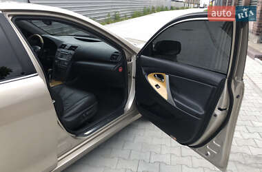 Седан Toyota Camry 2006 в 